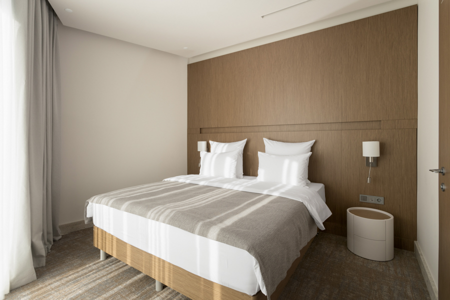 Дизайн номера Premium Suite в санатории Кристалл
