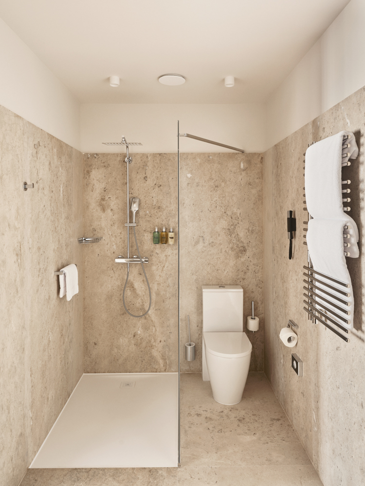 Дизайн номера Люкс Премиум  в санатории Кристалл