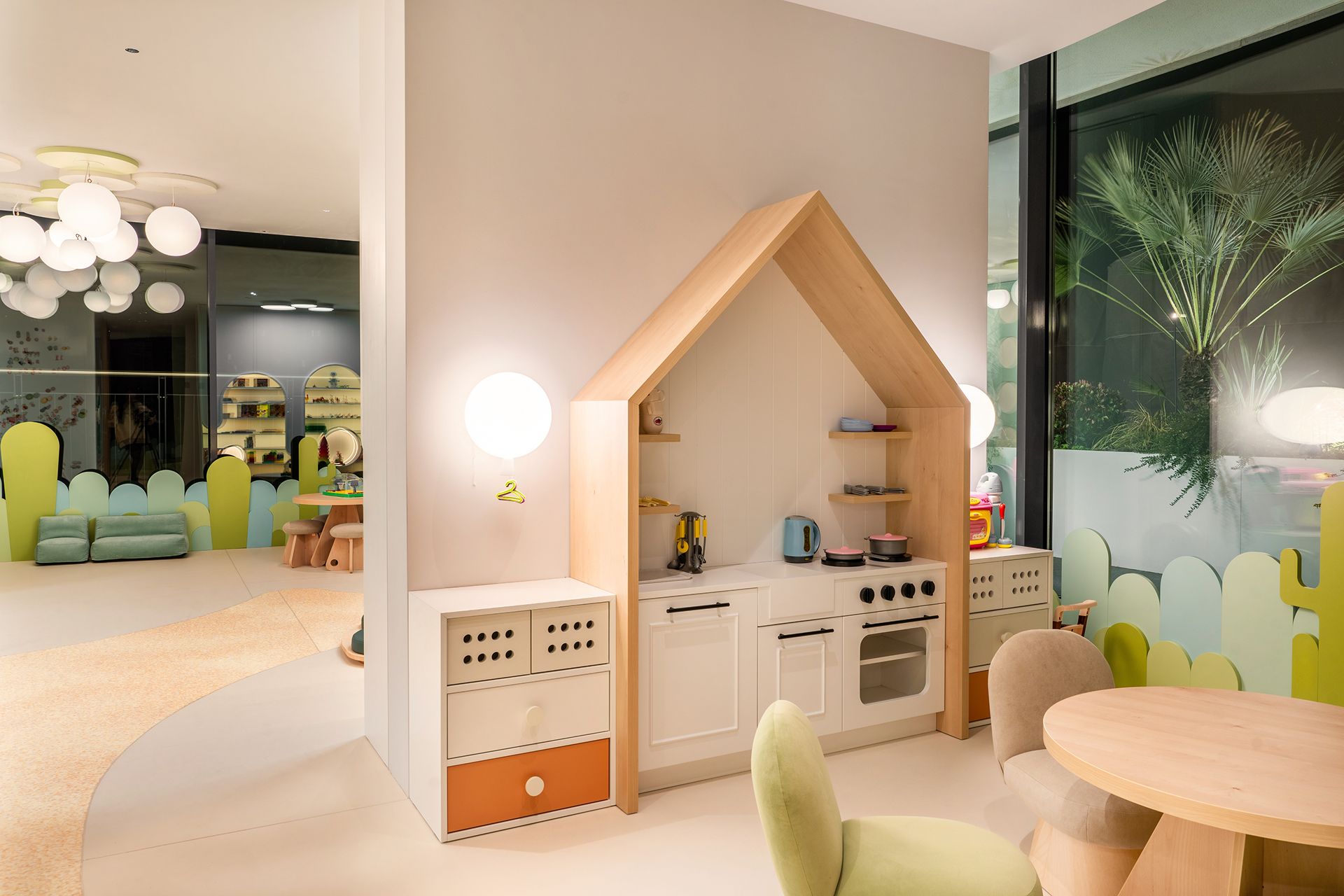 Детский центр санатория Кристалл в Сочи