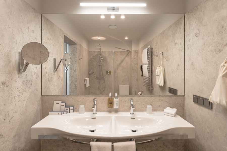 Дизайн номера Делюкс в санатории Кристалл