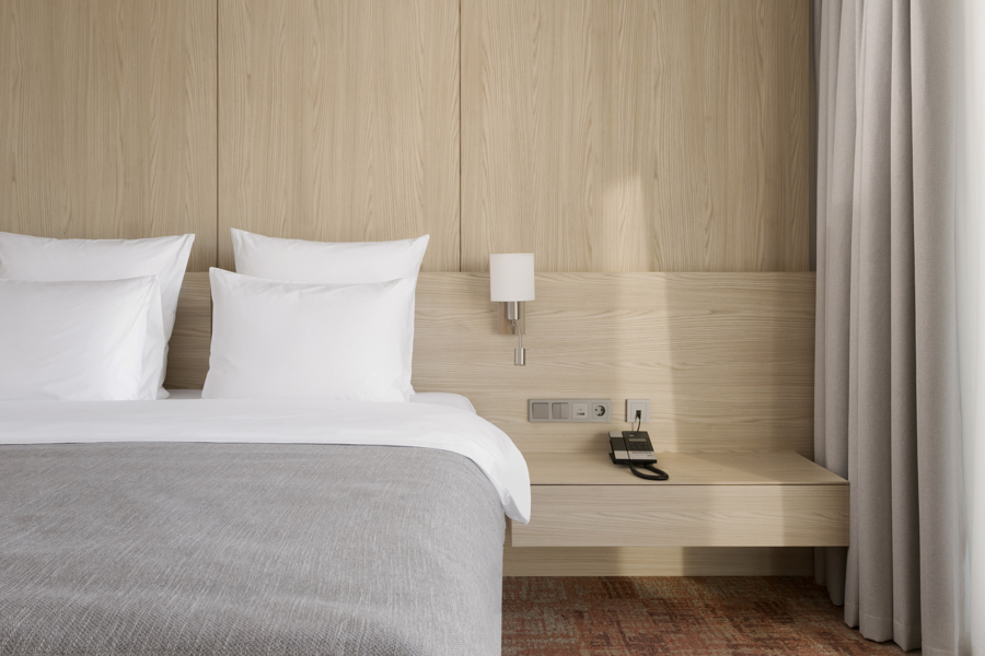 Дизайн номера Standard with Courtyard View в санатории Кристалл