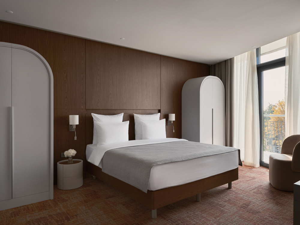 Дизайн номера Люкс Премиум  в санатории Кристалл