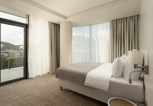 Номер Люкс Премиум  в санатории Кристалл