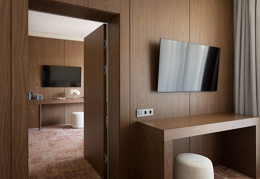 Номер Люкс в санатории Кристалл