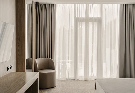 Номер Делюкс в санатории Кристалл