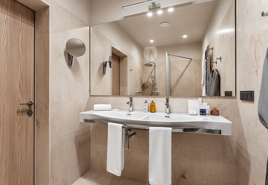 Номер Делюкс в санатории Кристалл