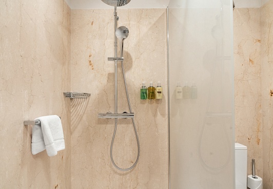 Номер Люкс в санатории Кристалл