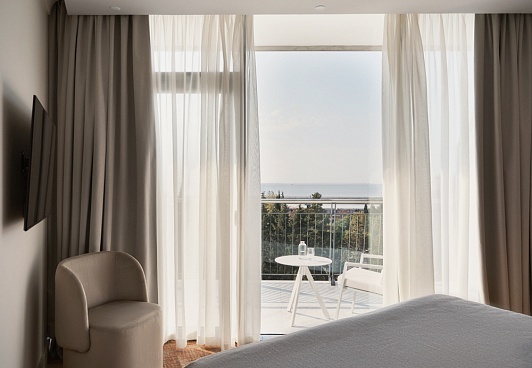 Номер Люкс Премиум  в санатории Кристалл